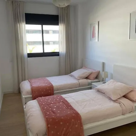 Holidays2torremolinos Alamos 3 Bedroom & Terrace & Pool Daire
